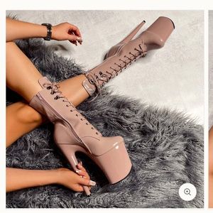 Brand New Hella Heels Lipkit Boujee Pole Boots Size US 7 (8 inches)